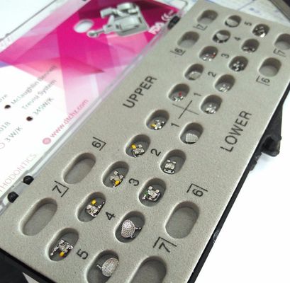 Μίνι/Standard 0.022''/0.018'' MIM Technology Ορθοδοντικές μεταλλικές αγκάλες με βάση από δίχτυ